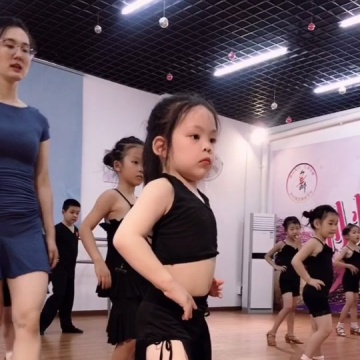 少儿拉丁舞
