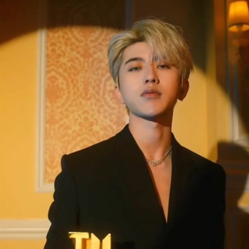 蔡徐坤的凡尔赛语录