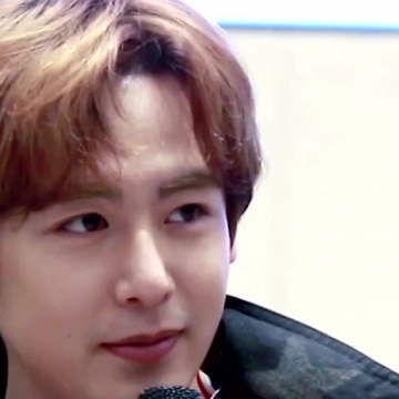 尼坤nichkhun