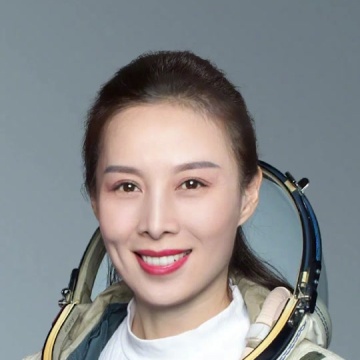 王亚平将成中国首位出舱女航天员