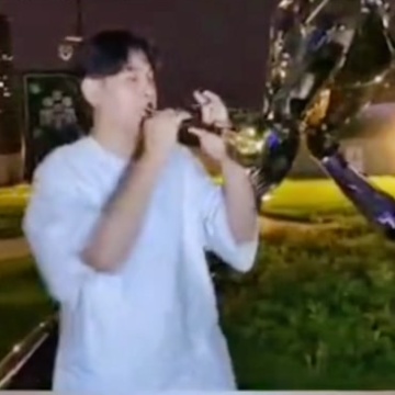 拿起唢呐就是王者