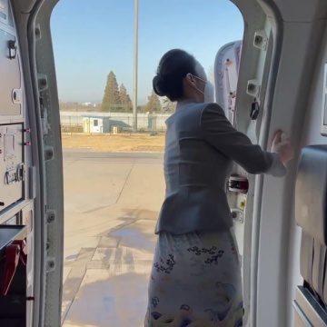 空姐的日常工作