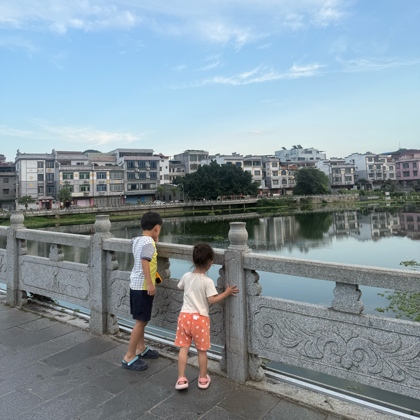 英语学习交流群 群聊头像