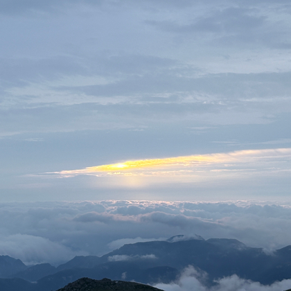 北京东灵山观云海日出 群聊头像