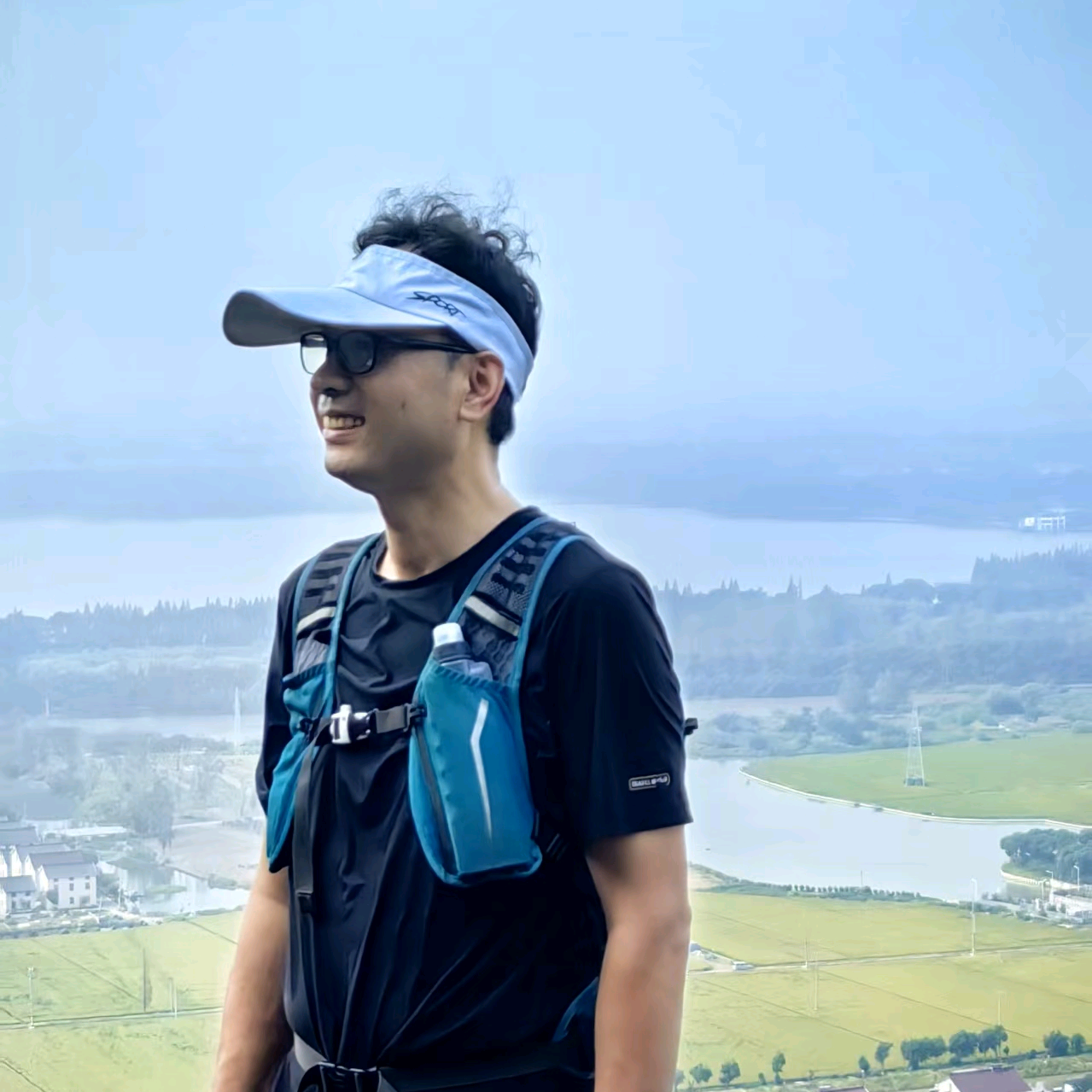 队长带你爬山啦 群聊头像