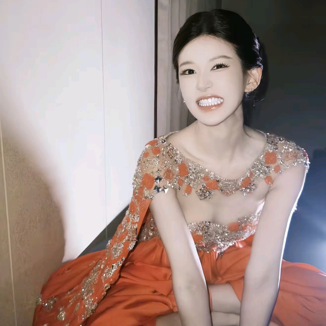 露思素材群🙃 群聊头像