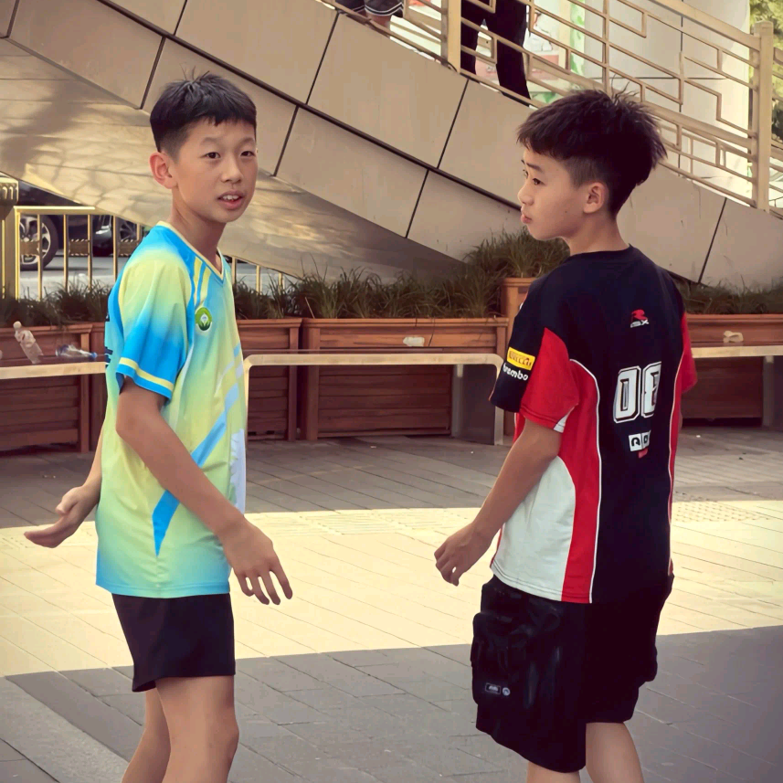 百川³²⁵小树²⁰¹百顺羽毛球🏸 群聊头像