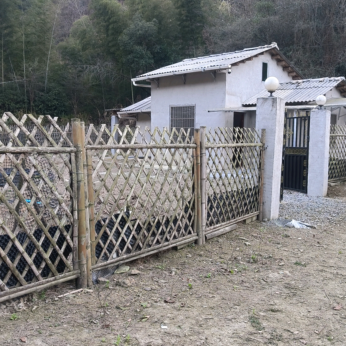 山里大叔开心生活 群聊头像