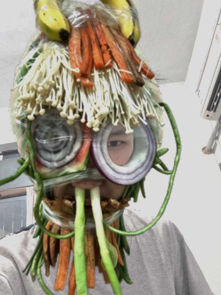 菜市场在逃艺术家