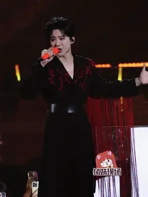 属于街头拍档的「侠客情」@摩登兄弟刘宇宁  希望你们会喜欢 #抖音美好奇妙夜