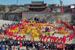 小年举办民俗盛宴，大别山非遗民俗文化旅游节热闹开场