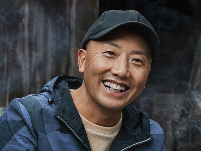 我们村的年轻人:“85后”小伙儿带红两个村