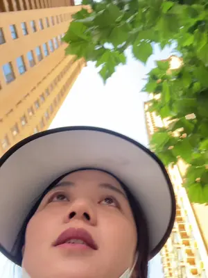 女子去退生榴莲    准备了一肚子词最终没用上