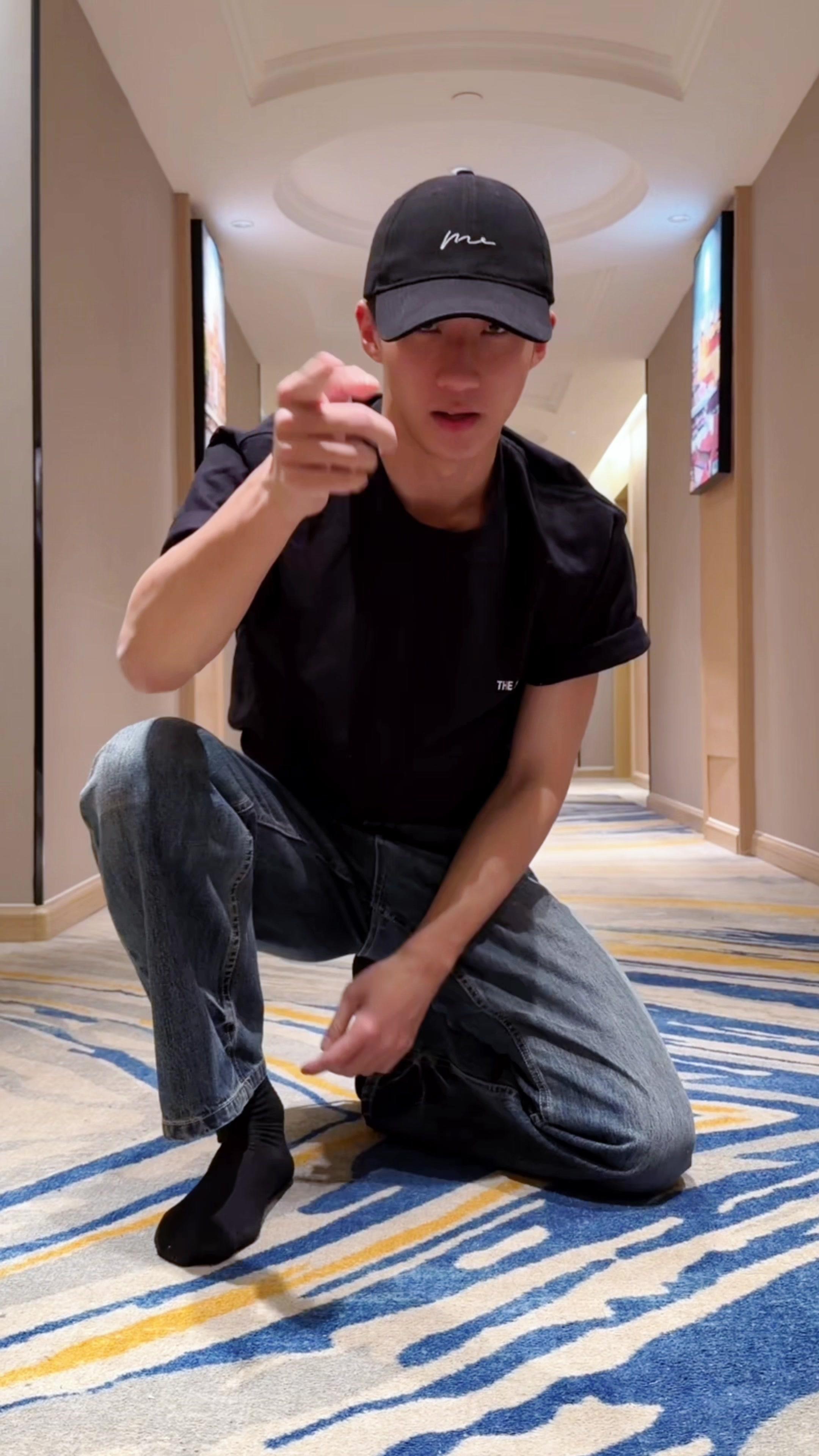 半个娱乐圈都在平板支撑挑战