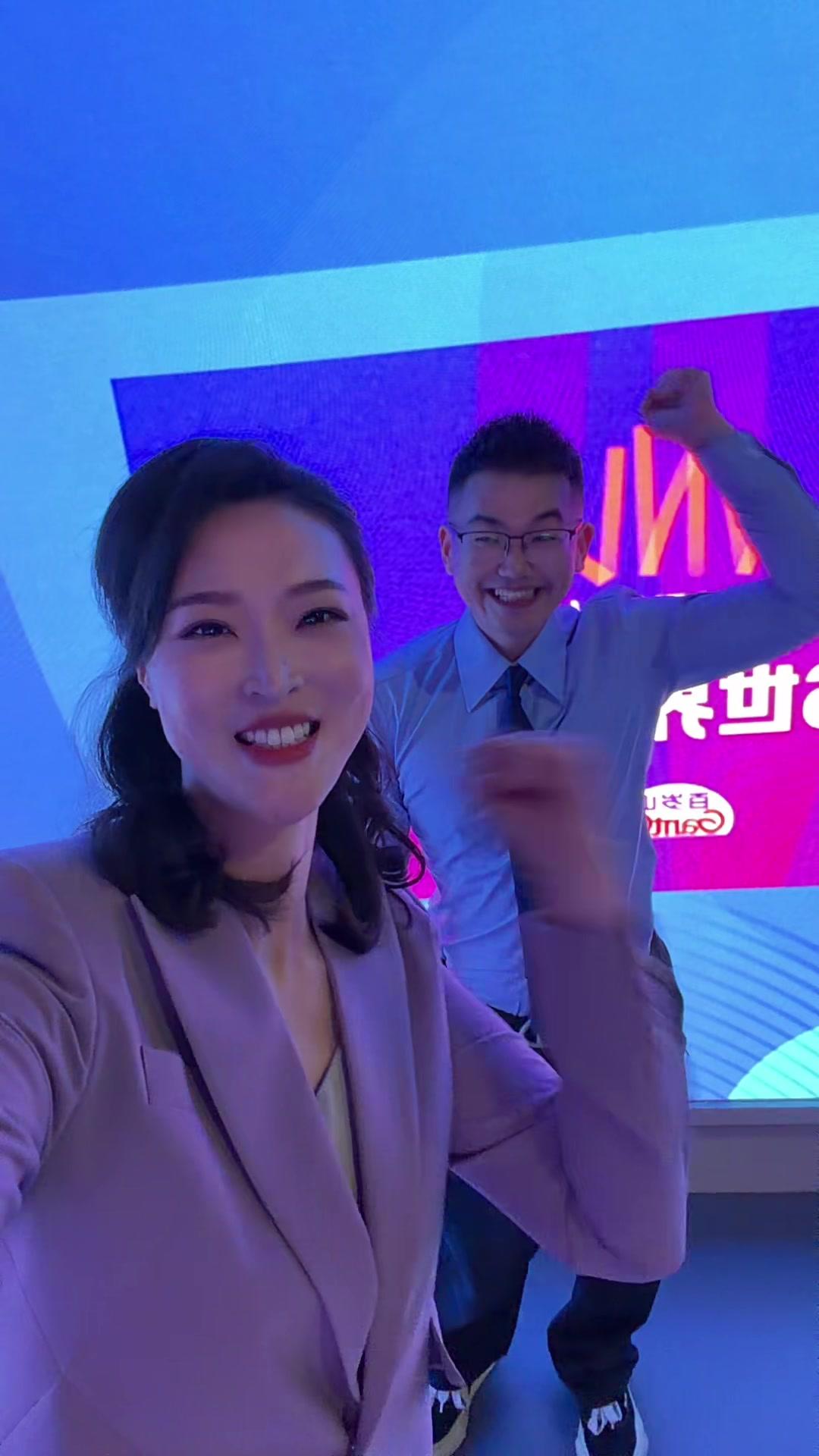 中国女排3:2战胜美国晋级四强