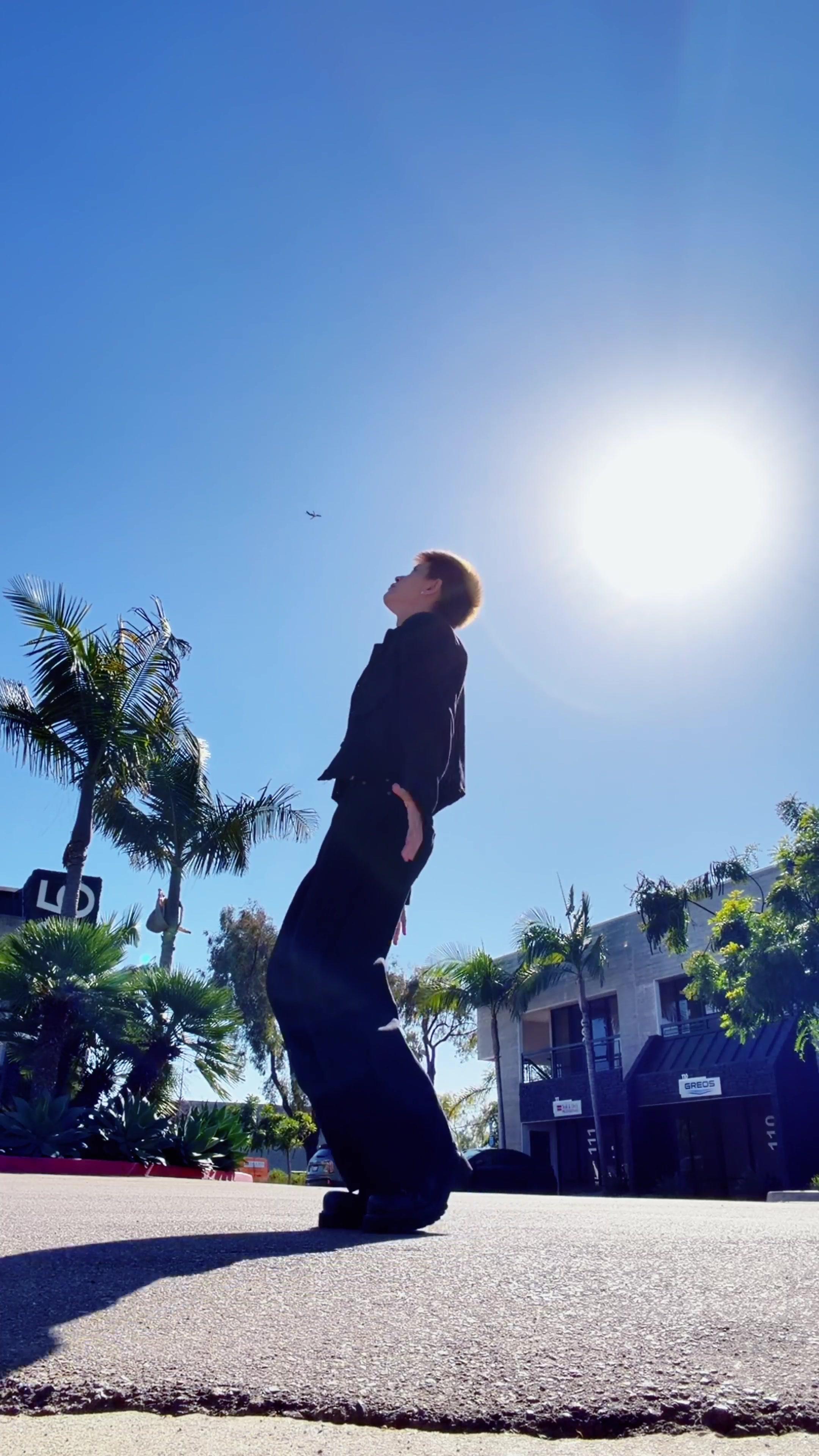 任嘉伦YOLO舞蹈挑战