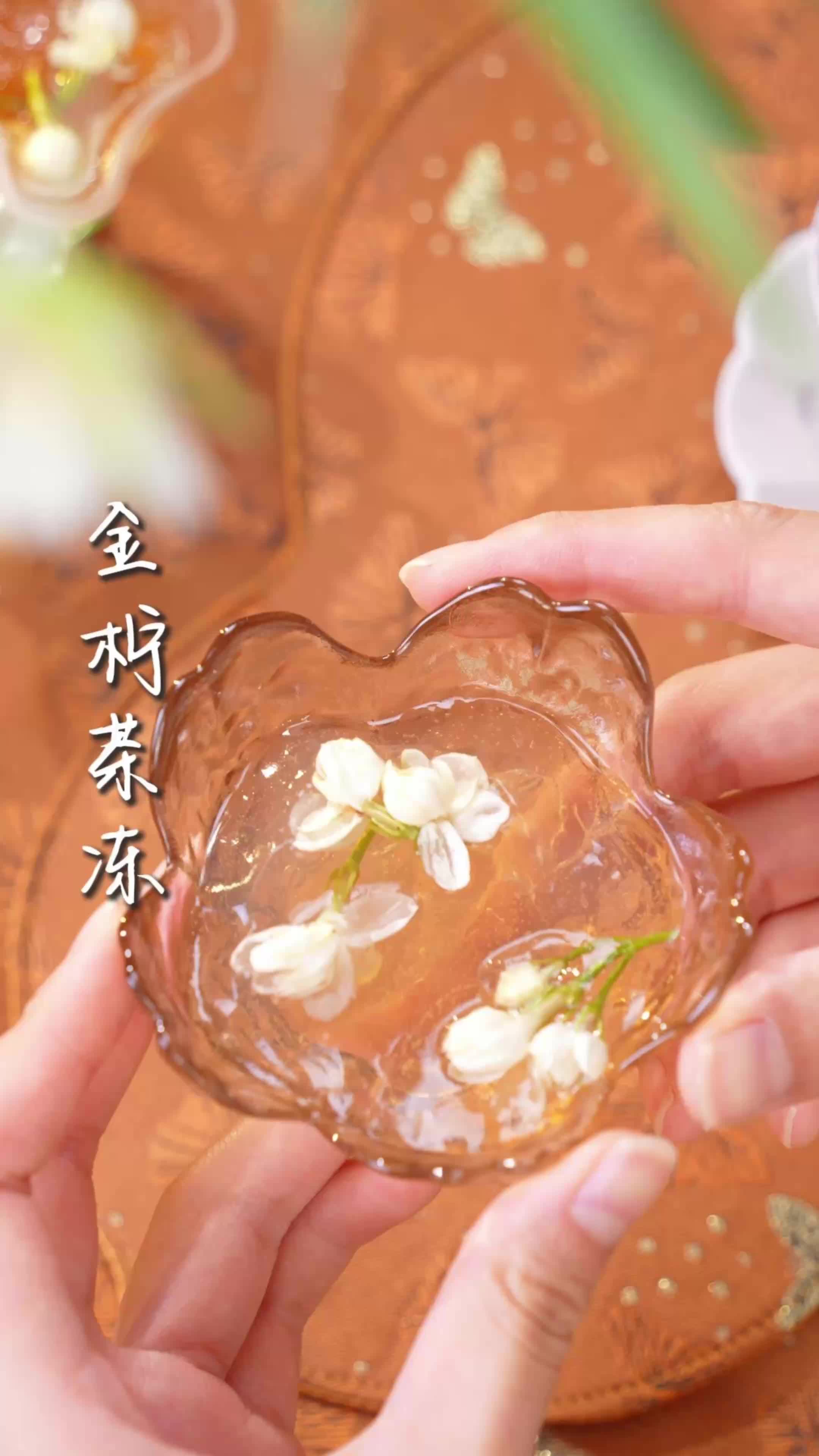 一口尝到春茶的味道